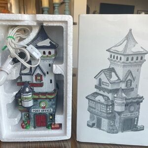 Dept 56 North Pole Series “Post Office” Retired #5623-5